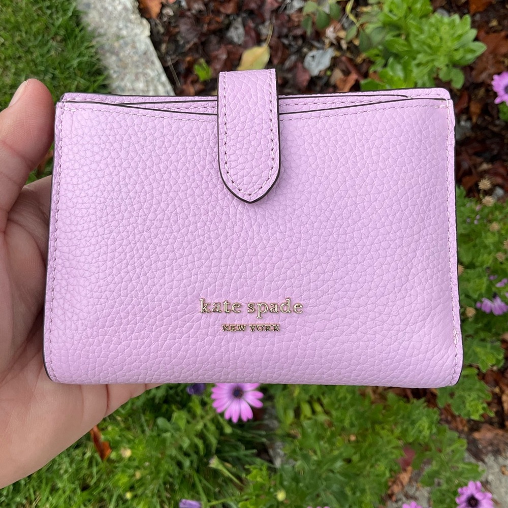 Kate Spade New York Hudson Pebbled Leather Lavender (500) small bifold NWT